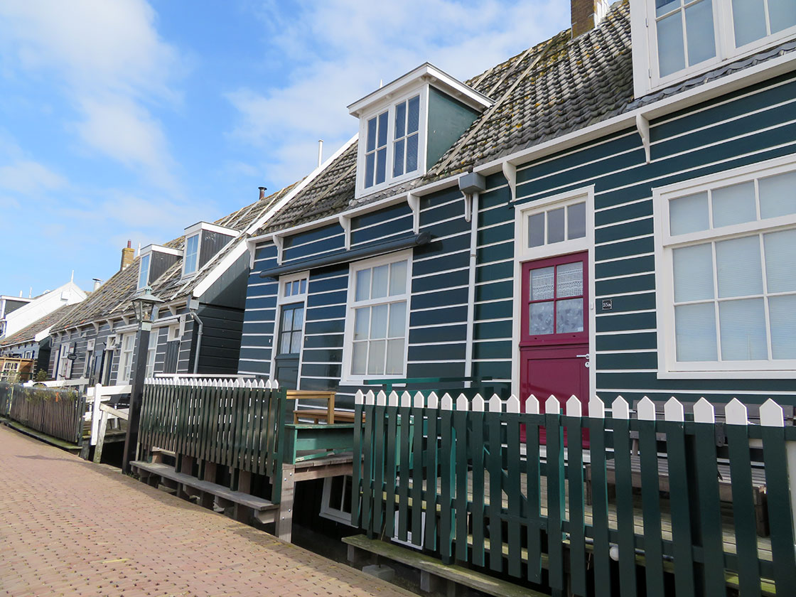 Casas de madera de pescadores de Marken Holanda