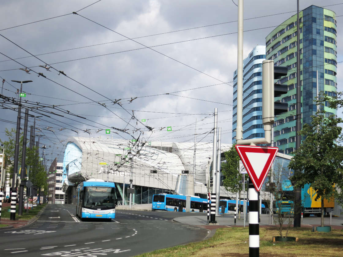 Trolebuses Arnhem Holanda