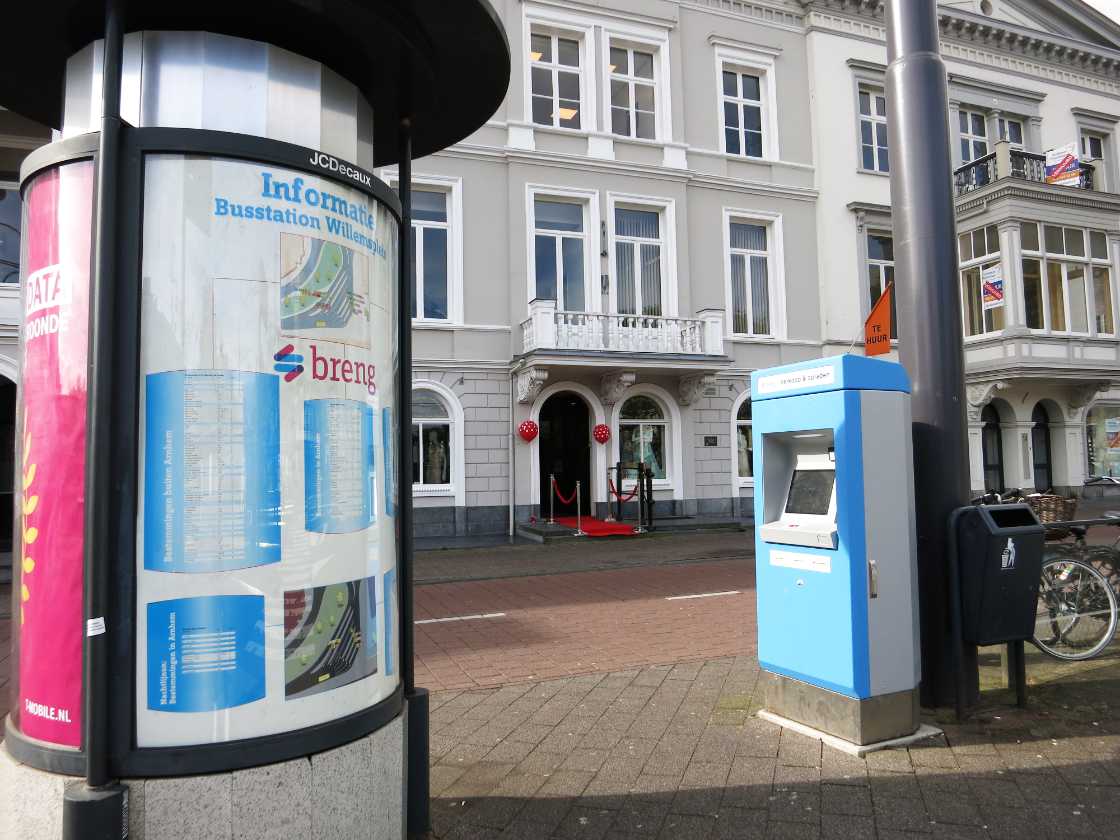 Maquina expendedora de billetes - Autobus en Holanda