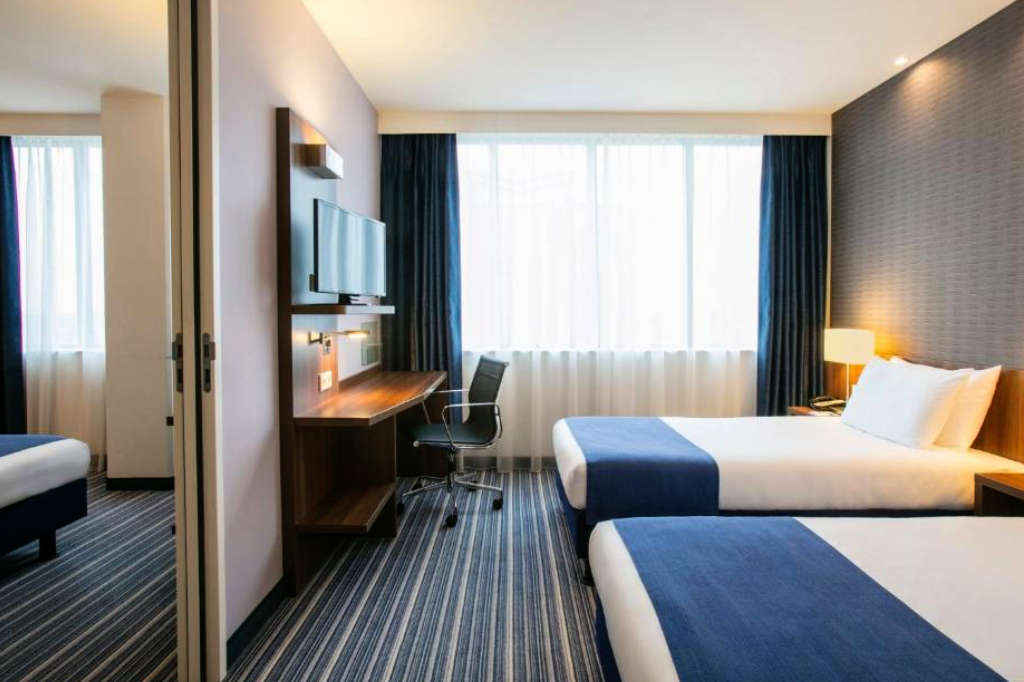 Holiday Inn Express Amsterdam Arena Towers