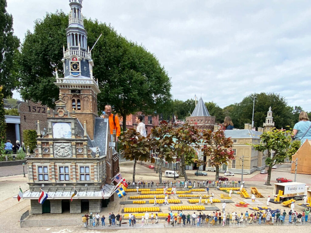 Mercado de quesos de Alkmaar en Madurodam
