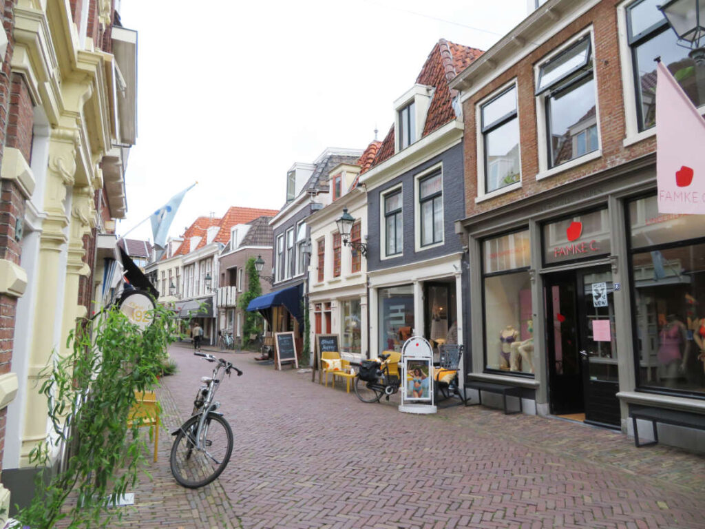 Kleine Kerkstraat en Leeuwarden Holanda